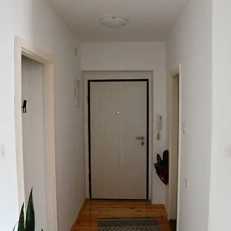 Design Best Location דירה
